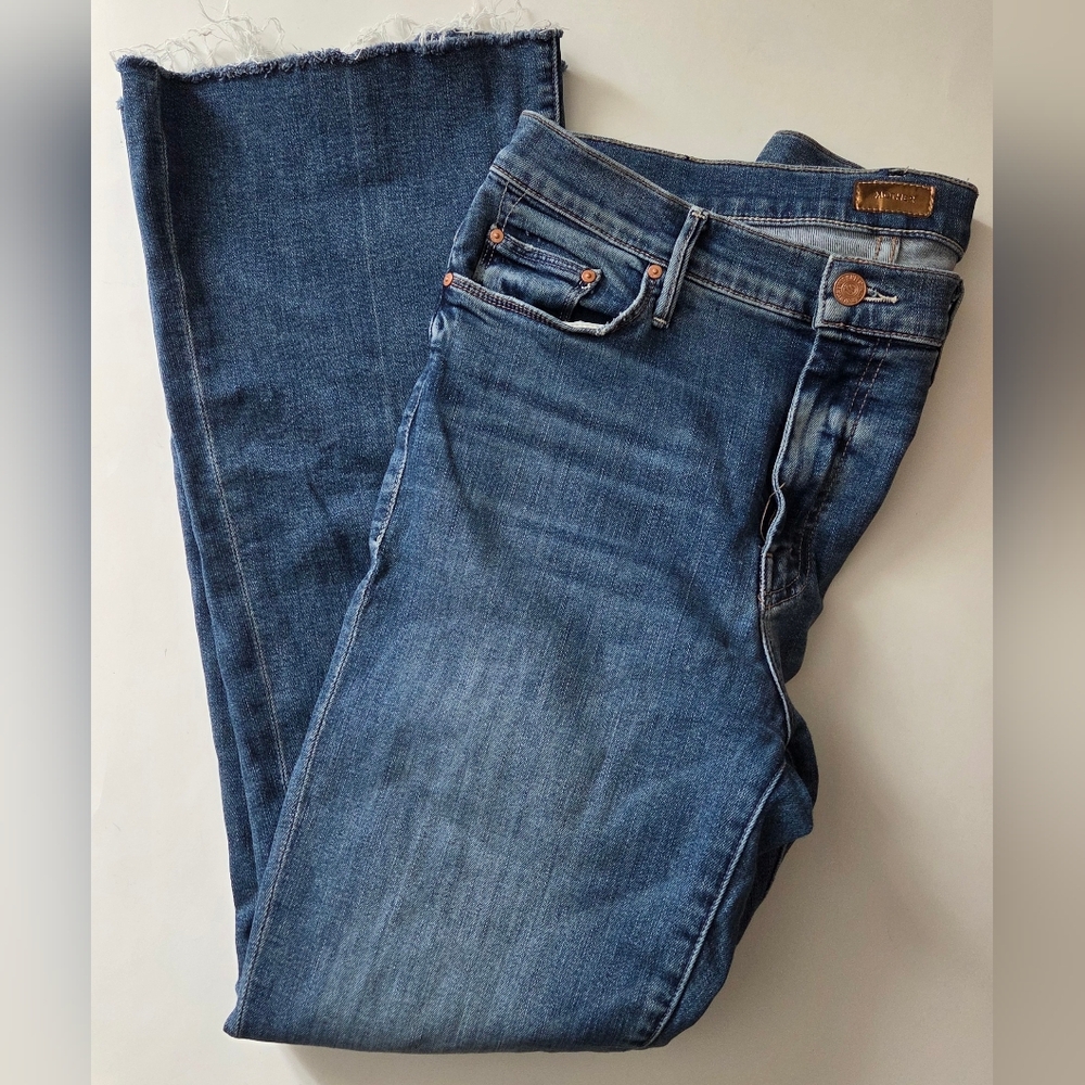 Mother | The Weekender Fray Jeans - Picture 2 of 12